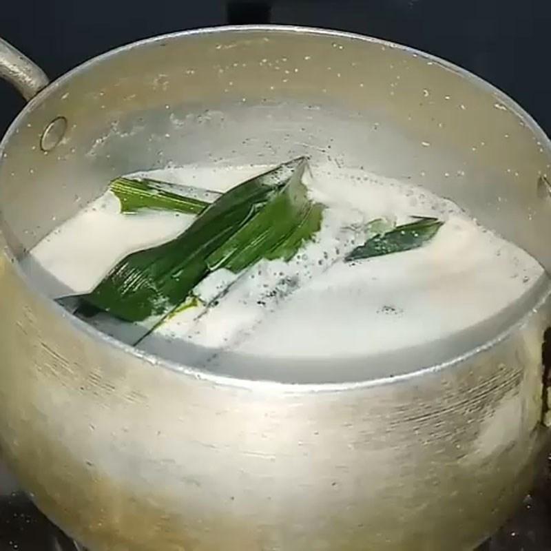Bước 5 Nấu nước cốt dừa Chè bắp đậu xanh