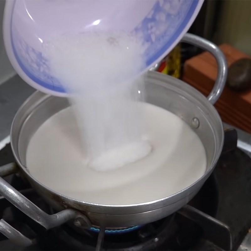 Bước 4 Làm nước cốt dừa ăn chè Chè đậu trắng bằng nồi cơm điện