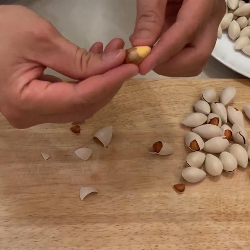 Bước 1 Sơ chế nguyên liệu Chè bạch quả hạt sen đậu xanh