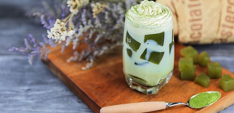 Cách làm matcha latte thạch trà xanh thơm mát, giải nhiệt mùa hè 11 / 2024