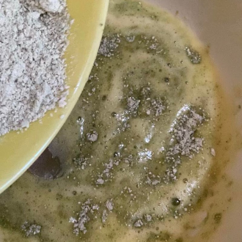 Bước 3 Trộn hai hỗn hợp khô và ướt Bánh biscotti trà xanh bằng nồi chiên không dầu