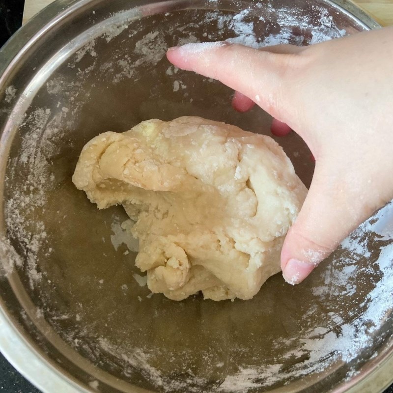 Bước 1 Nhồi bột Bánh bột mì chiên nhân đường