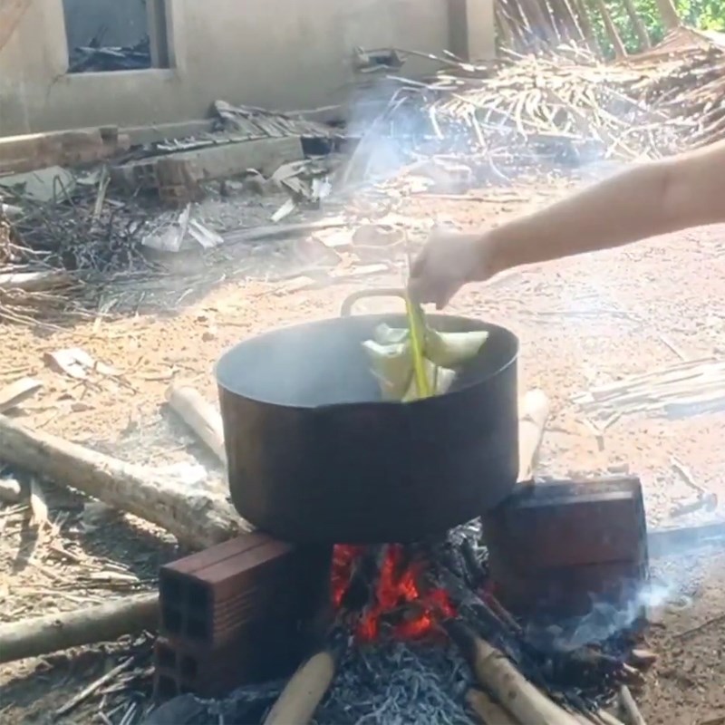 Bước 5 Luộc bánh Bánh lá dừa Bến Tre