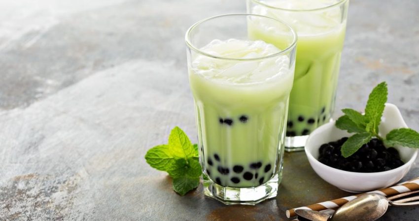 Hướng dẫn cách làm trà sữa trân châu matcha đơn giản tại nhà 11 / 2024