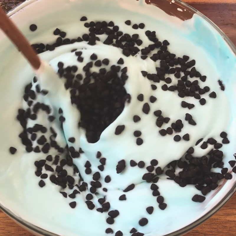 Bước 3 Trộn hỗn hợp kem bạc hà socola Kem bạc hà socola