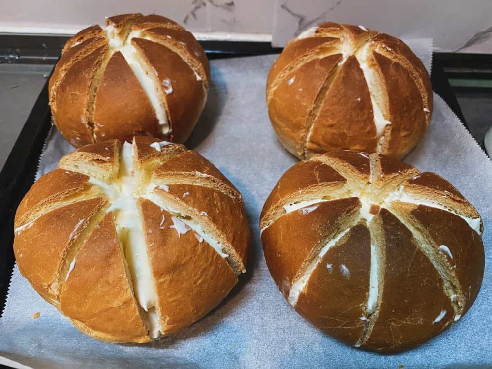Cách Làm Bánh Mì Bơ Tỏi Phô Mai Đơn Giản