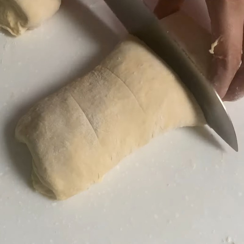 Bước 7 Tạo hình bánh Bánh bao nướng nhân khoai tây phô mai