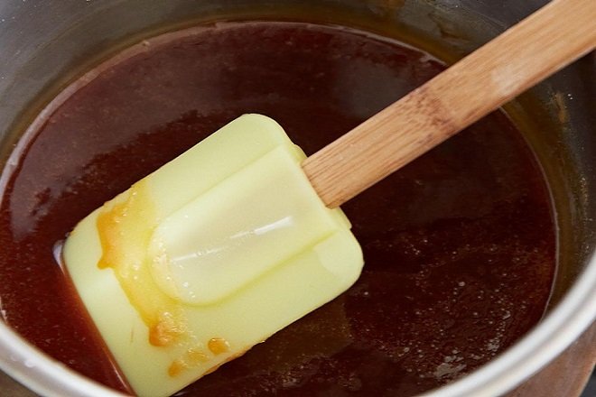 cách nấu sốt caramen socola bơ mặn