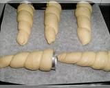 Cornet à la cream - Bánh mì ốc nhân mặn và nhân kem sầu riêng bước làm 2 hình