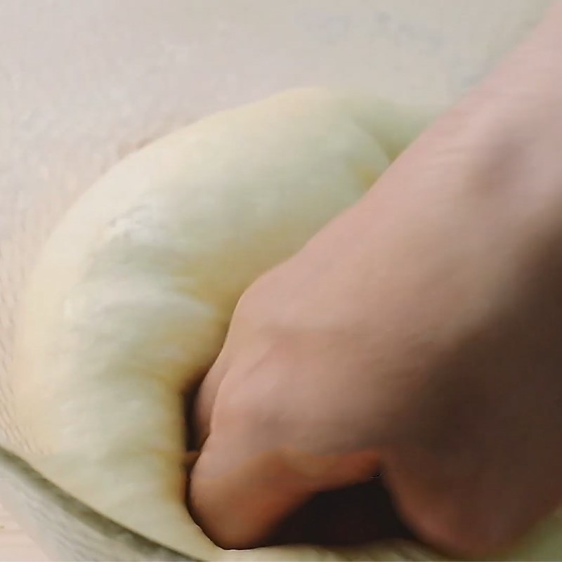 Bước 4 Ủ bột bánh mì Bánh mì quế cuộn kem phô mai