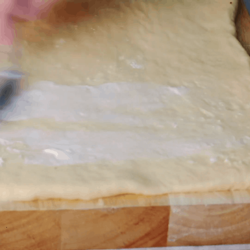 Bước 6 Chia và cán bột Bánh mì quế cuộn kem phô mai