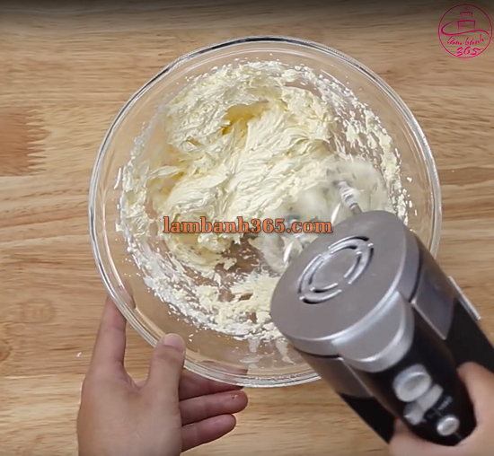 cách làm bánh pudding chuối 17