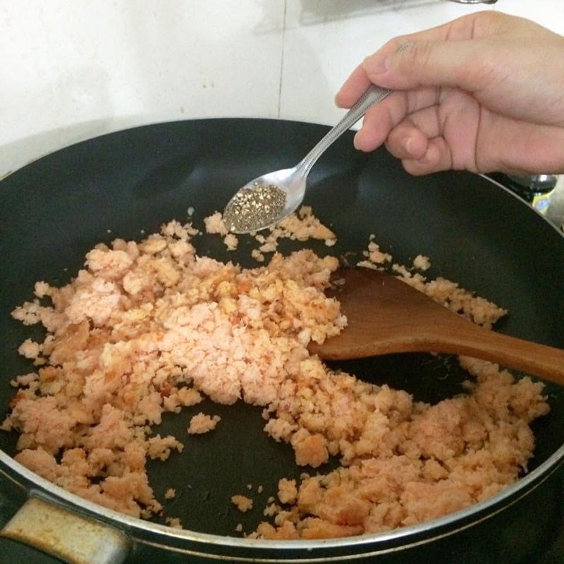 Bước 2 Rang tép Bánh bèo nhân tép gạo