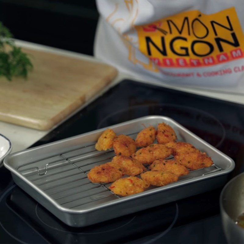 Bước 4 Chiên bánh Bánh cay khoai mì thịt
