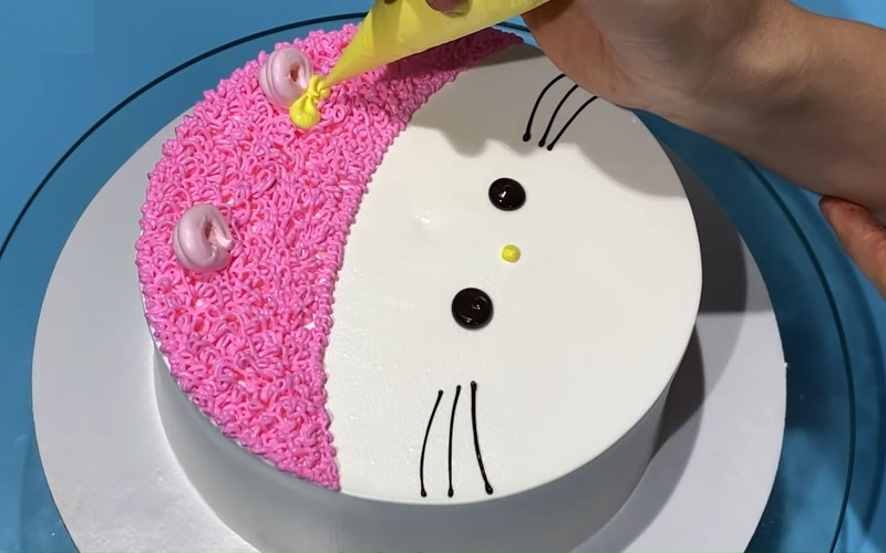 Bánh kem Hello Kitty