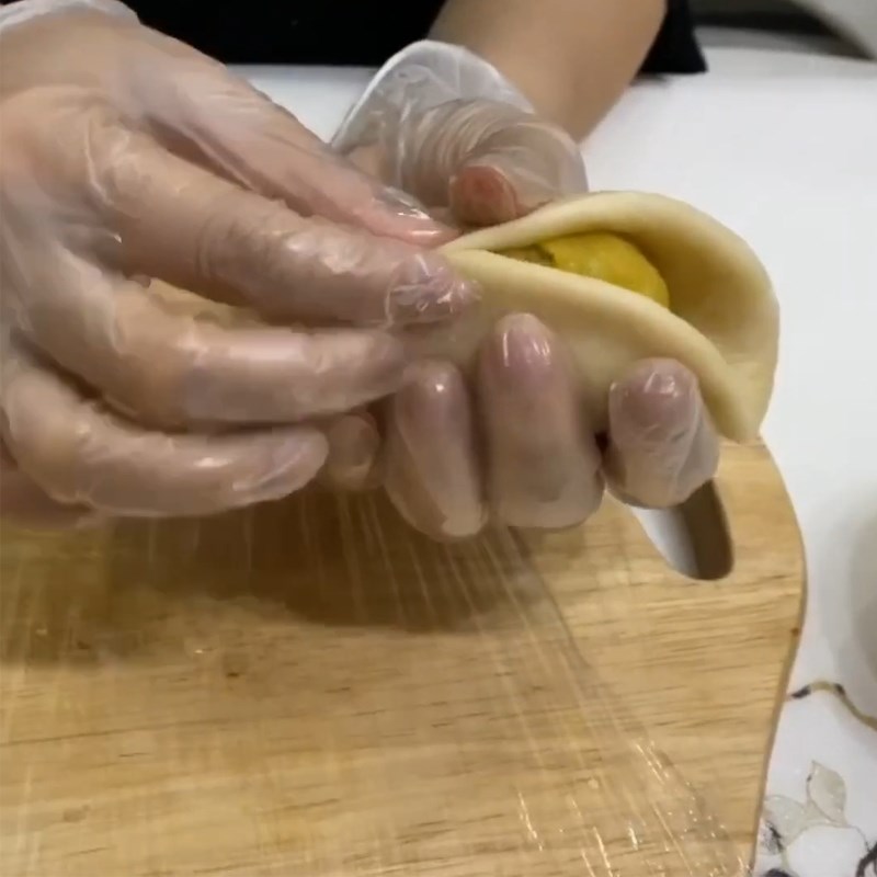 Bước 5 Tạo hình bánh Bánh sầu riêng trứng muối