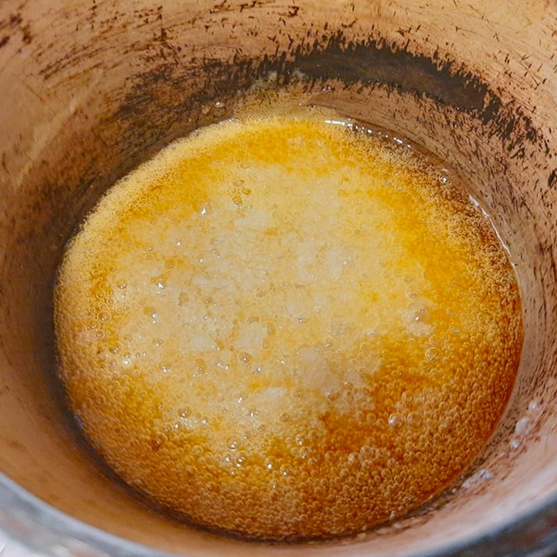 Bước 2 Làm nóng bức caramel Bánh bông lan cam caramel