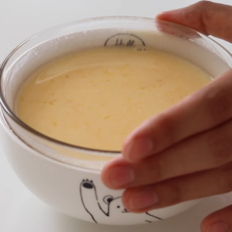 Bước 2 Trộn lếu láo ăn ý cam sữa Mousse cam