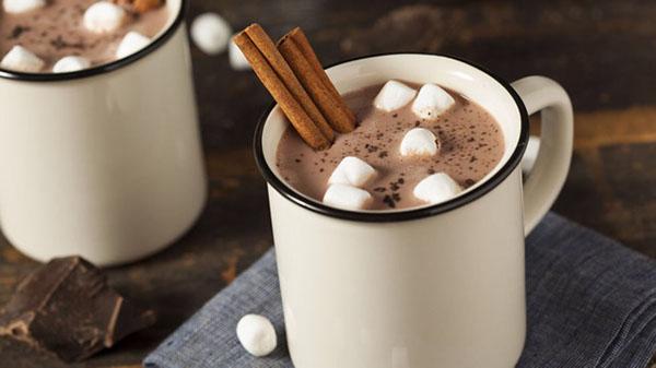 marshmallow dùng kèm cacao nóng