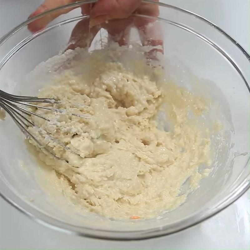 Bước 1 Trộn bột Kẹo marshmallow chiên giòn