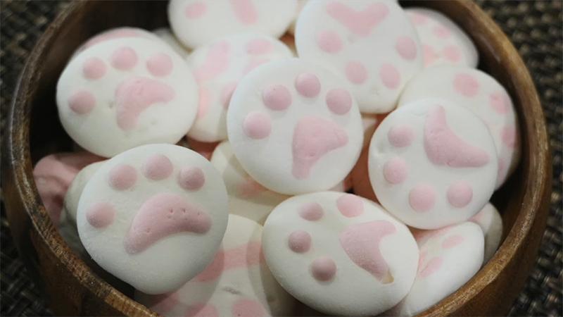 Kẹo dẻo marshmallow có hình chân mèo xinh xắn
