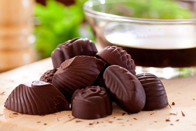 Kẹo socola làm từ bột milo có vị ngọt hơn so với bột cacao. Ảnh: Internet