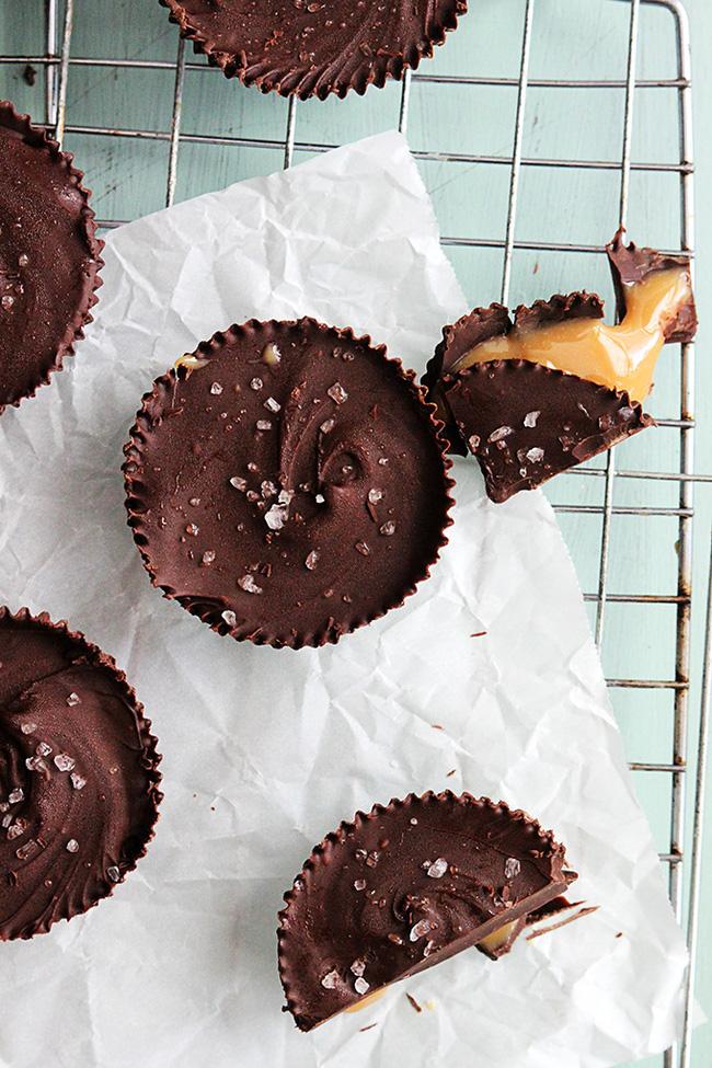 Cách làm kẹo chocolate nhân caramel bằng cách mở tủ lạnh 3 lần - Ảnh 10.
