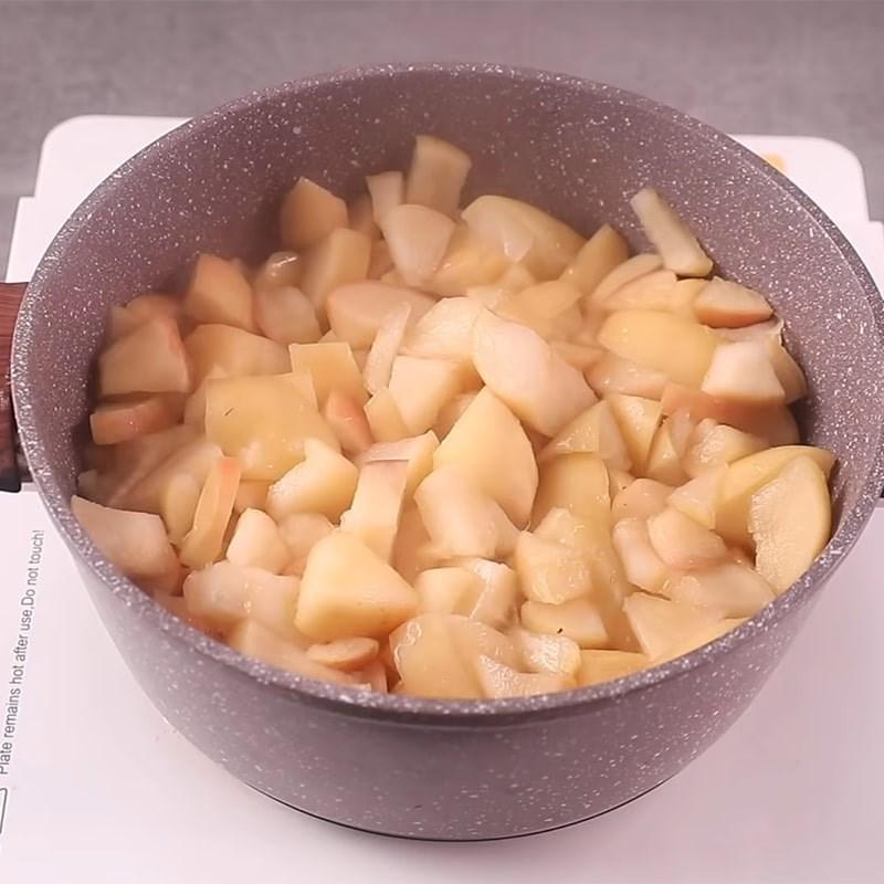 Bước 1 Sơ chế và nấu mềm tái Mứt táo