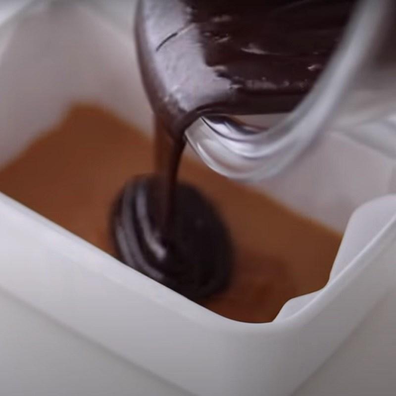 Bước 5 Đổ khuôn và làm lạnh lần 2 Nama chocolate caramel