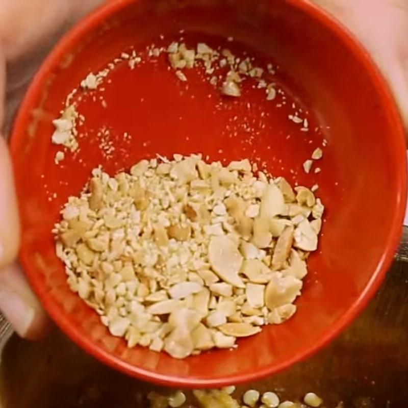 Bước 1 Sơ chế nguyên liệu Nước chấm tỏi ớt rễ ngò đậu phộng