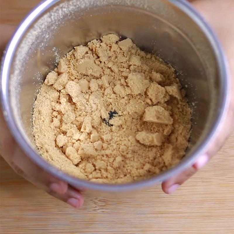 Bước 1 Xay bánh quy Socola cuộn kem dừa