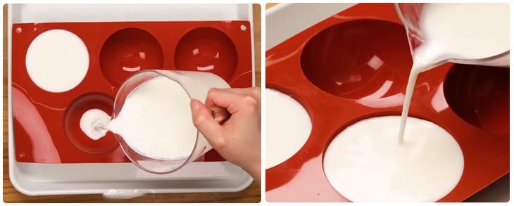 Bước 2 Đổ khuôn Pudding Tính kể từ khi sữa tươi