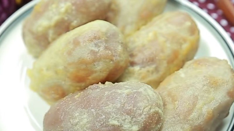 Hướng dẫn cách làm bánh khoai môn kén chuẩn vị nhà hàng 07 / 2025