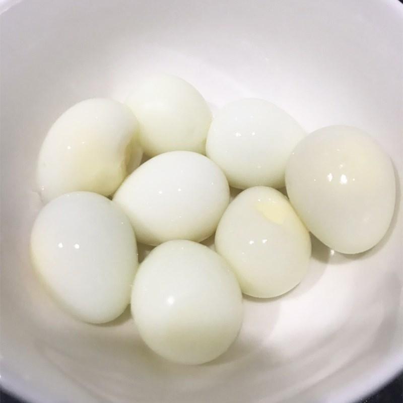 Bước 1 Sơ chế nguyên liệu Sốt trứng cút mỡ hành chấm bánh tráng