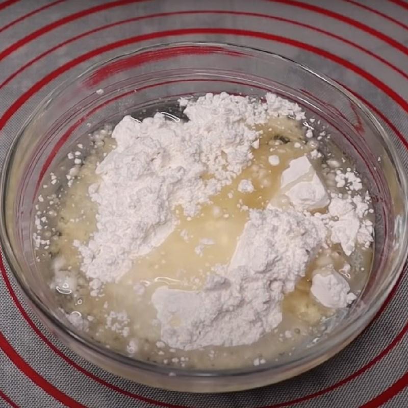 Bước 3 Trộn hỗn hợp bột dầu (bột ruột) Bánh pía sầu riêng đậu xanh