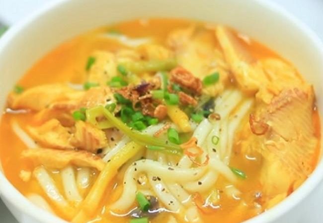 Hướng dẫn cách nấu bánh canh bột lọc cá lóc ngon như hàng quán 07 / 2025