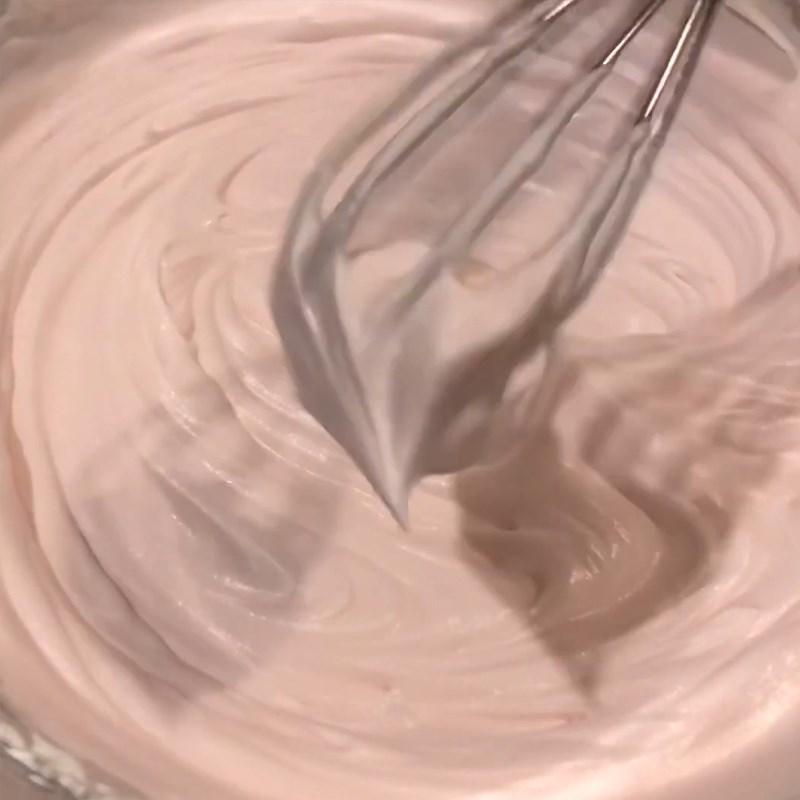Bước 5 Làm lớp kem phủ Bánh chiffon hoa hồng