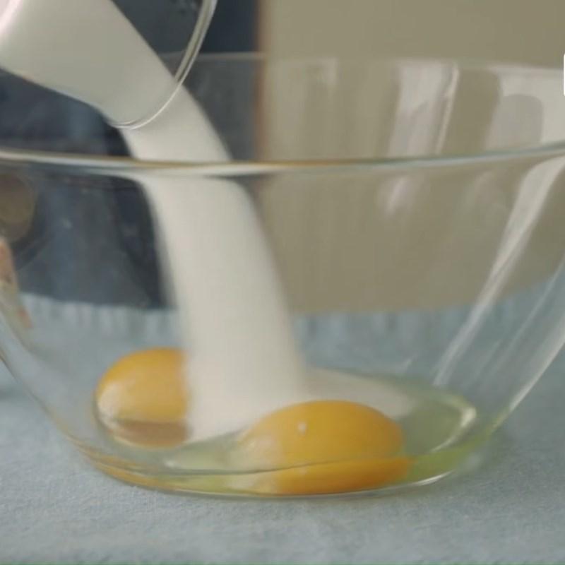 Bước 1 Lấy nước chanh và làm hỗn hợp trứng đường Bánh sò - madeleine chanh
