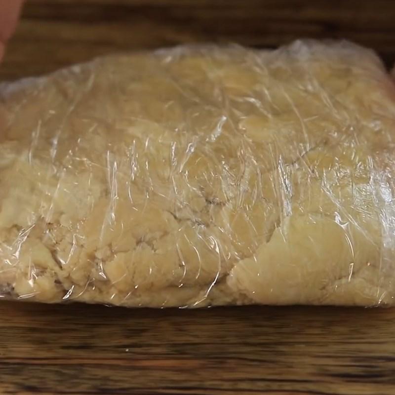 Bước 3 Ủ bột Bánh khoai tây thịt trườn - La tourtiere