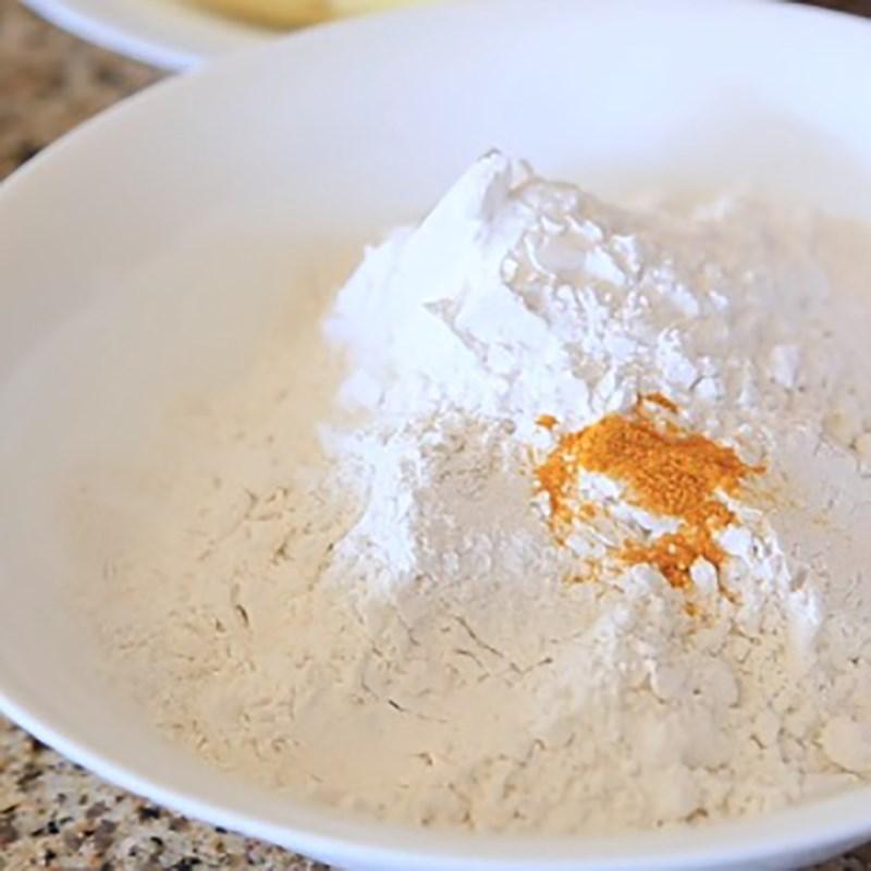 Bước 1 Trộn bột Bánh chuối khoai chiên giòn