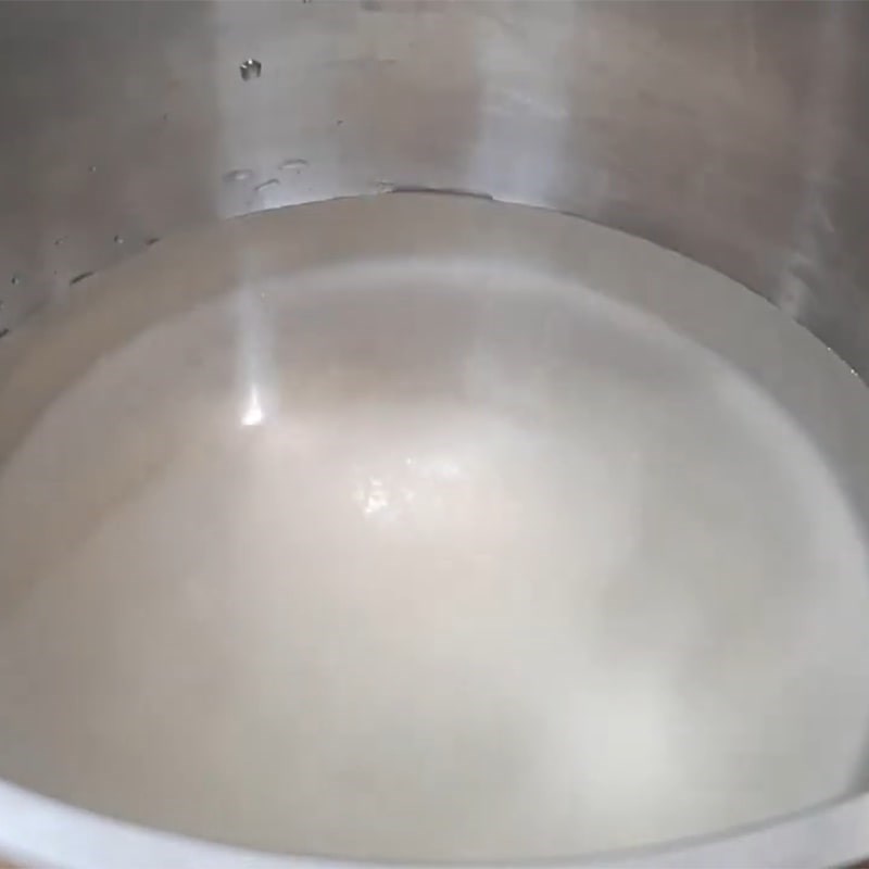 Bước 3 Nấu rau câu sữa tươi Rau câu chanh dây (chanh leo) sữa tươi