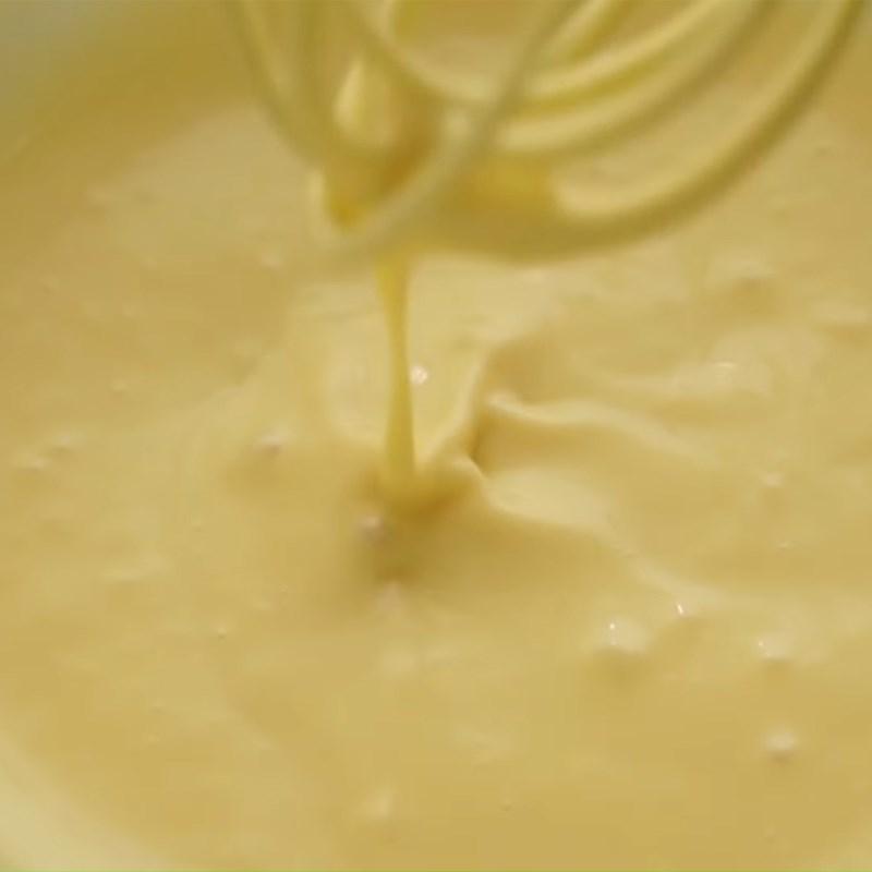 Bước 1 Đánh trộn hỗn hợp bơ sữa Bánh pancake tiramisu phô mai