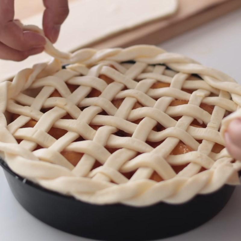 Bước 9 Tạo hình và nướng bánh Bánh pie táo khoai lang