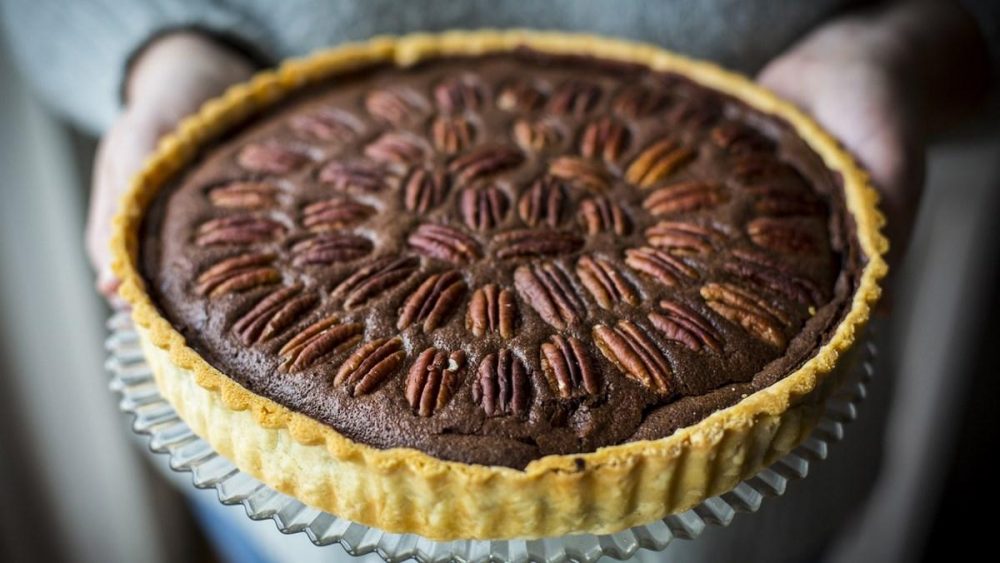 Bánh tart hồ đào socola - chocolate pecan pie
