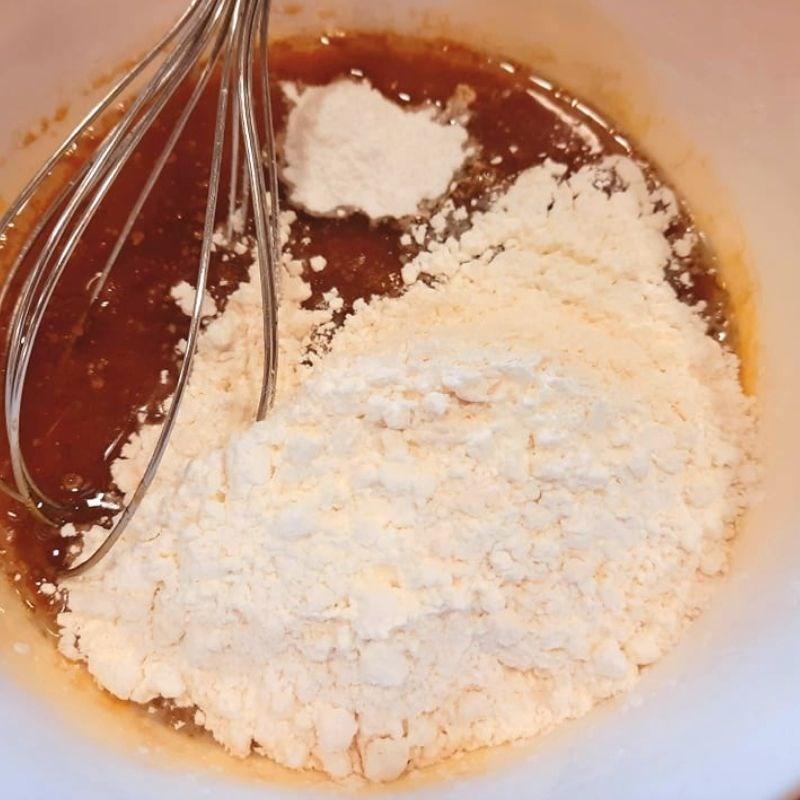 Bước 2 Làm cốt bánh Bánh bông lan cà phê socola