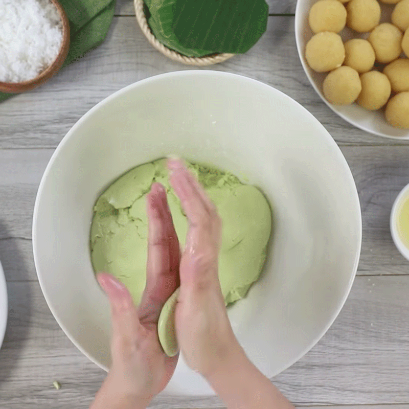 Bước 5 Tạo hình bánh Bánh ít trần lá dứa nhân đậu xanh