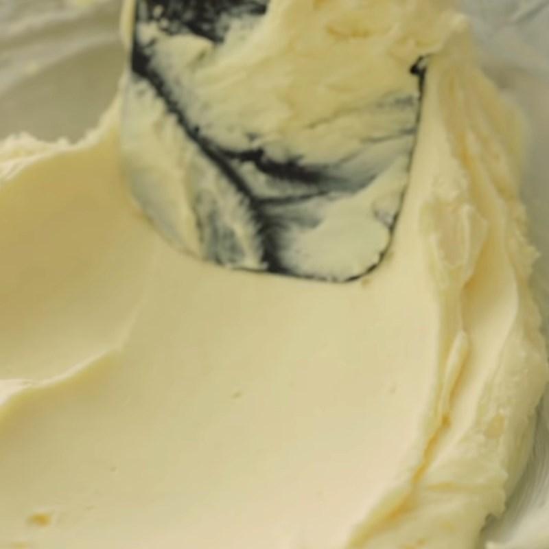 Bước 6 Làm lớp kem phủ bánh Bánh kem túng bấn ngô hình túng bấn ngô