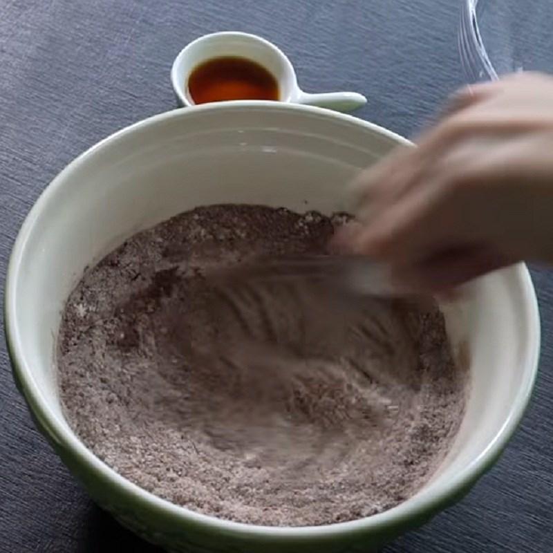 Bước 1 Trộn bột thô Bánh quy red velvet