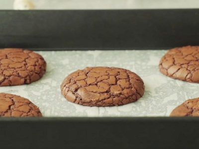 Hướng dẫn cách làm bánh brownie cookie đơn giản chỉ trong 30 phút 11 / 2023