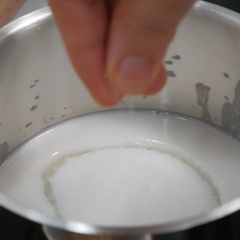 Bước 5 Nấu nước cốt dừa Chè sương sa hạt lựu